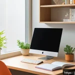 교통 관련 자격증 공부 커뮤니티 - A modern Japanese home study corner designed for concentration, featuring a small desk in the living...